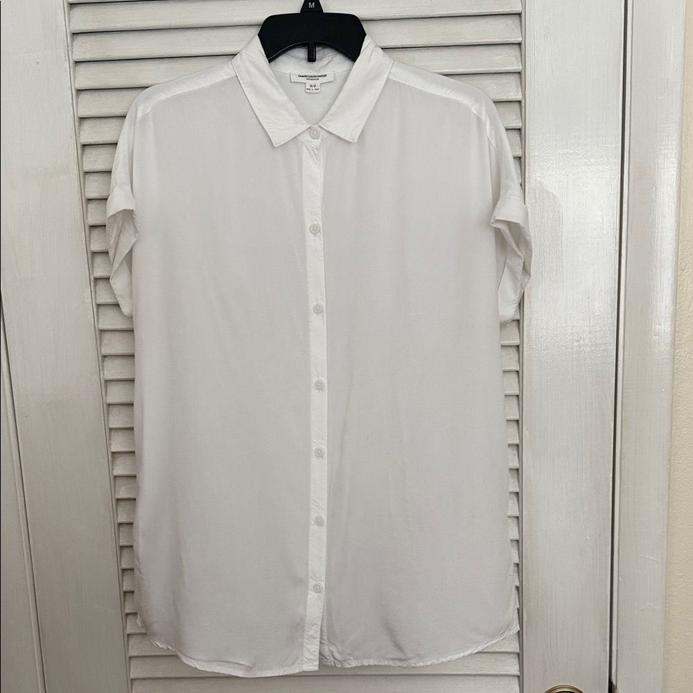 Women’s white button up top